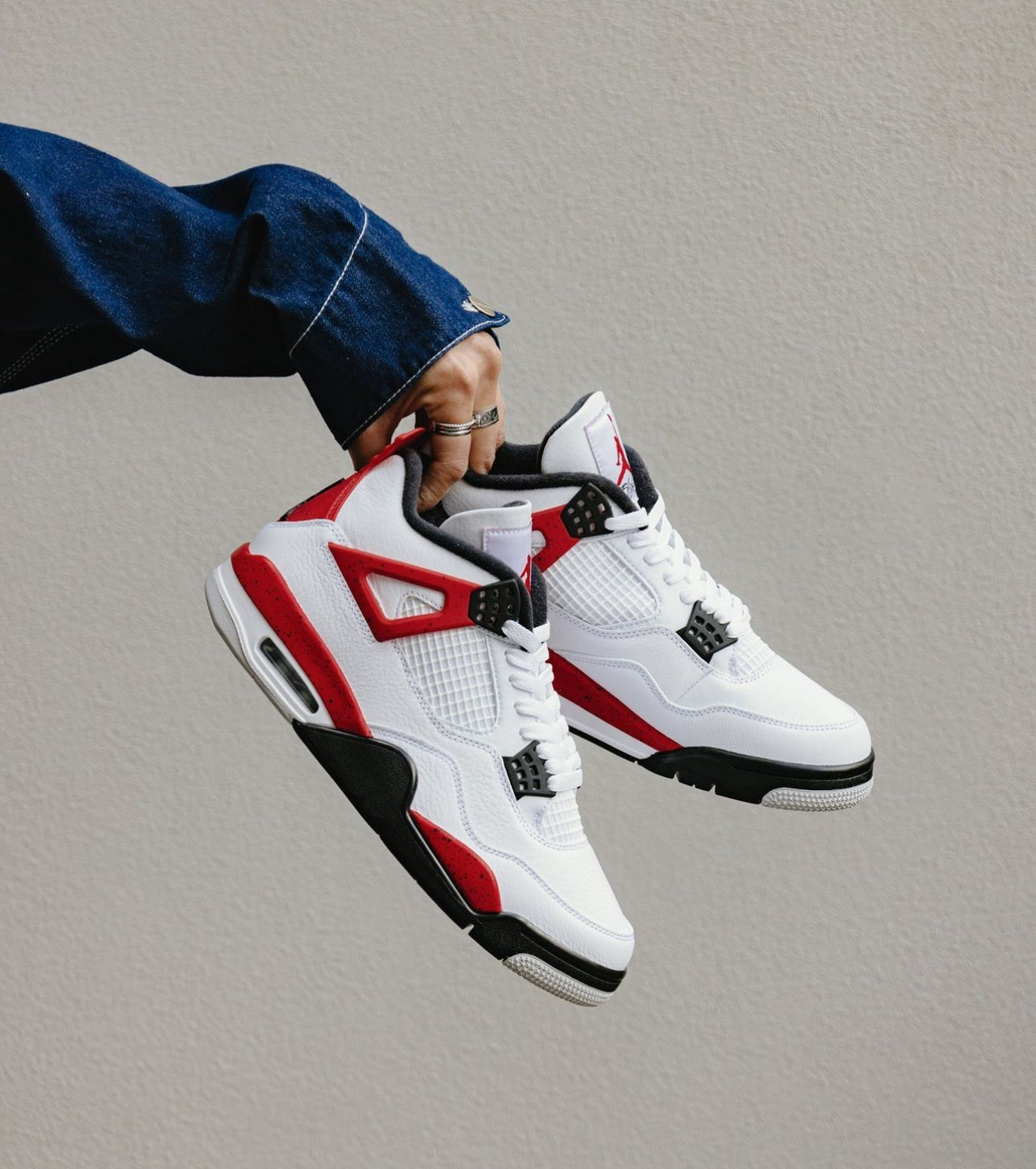 Air Jordan 4 Red Cement