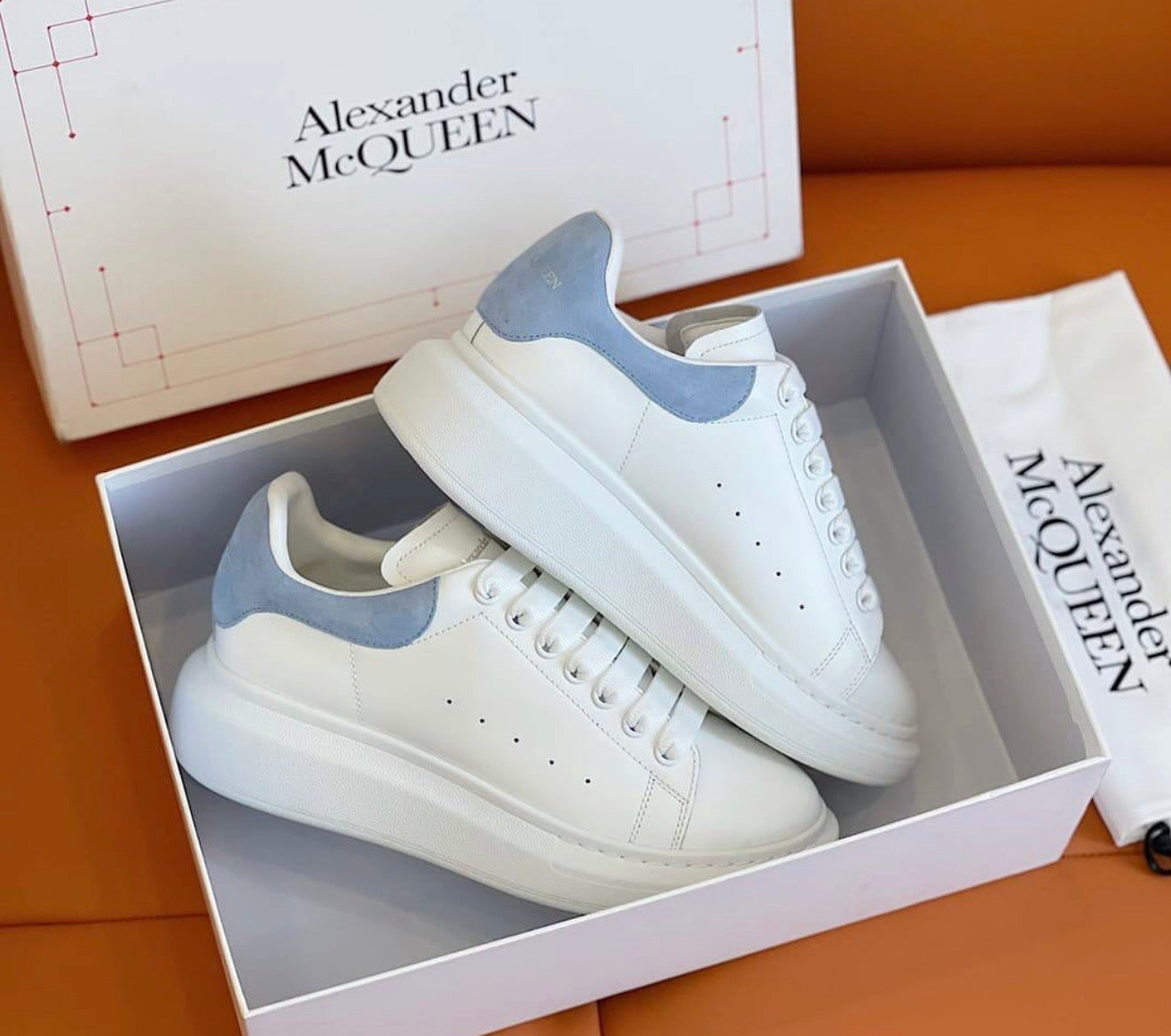 Alexander McQueen Oversized White/Blue