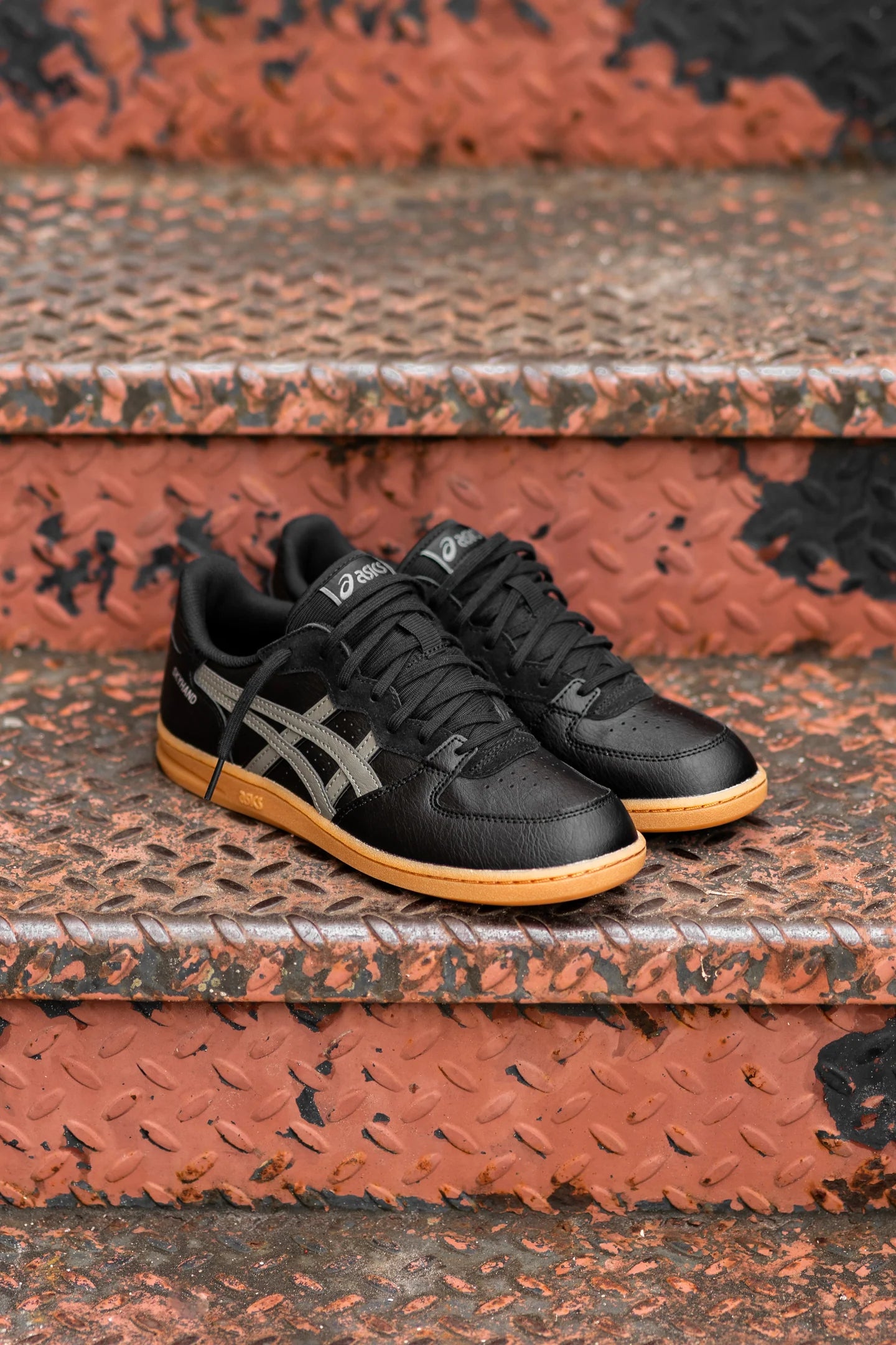 Asics Skyhand OG Black Truffle Grey