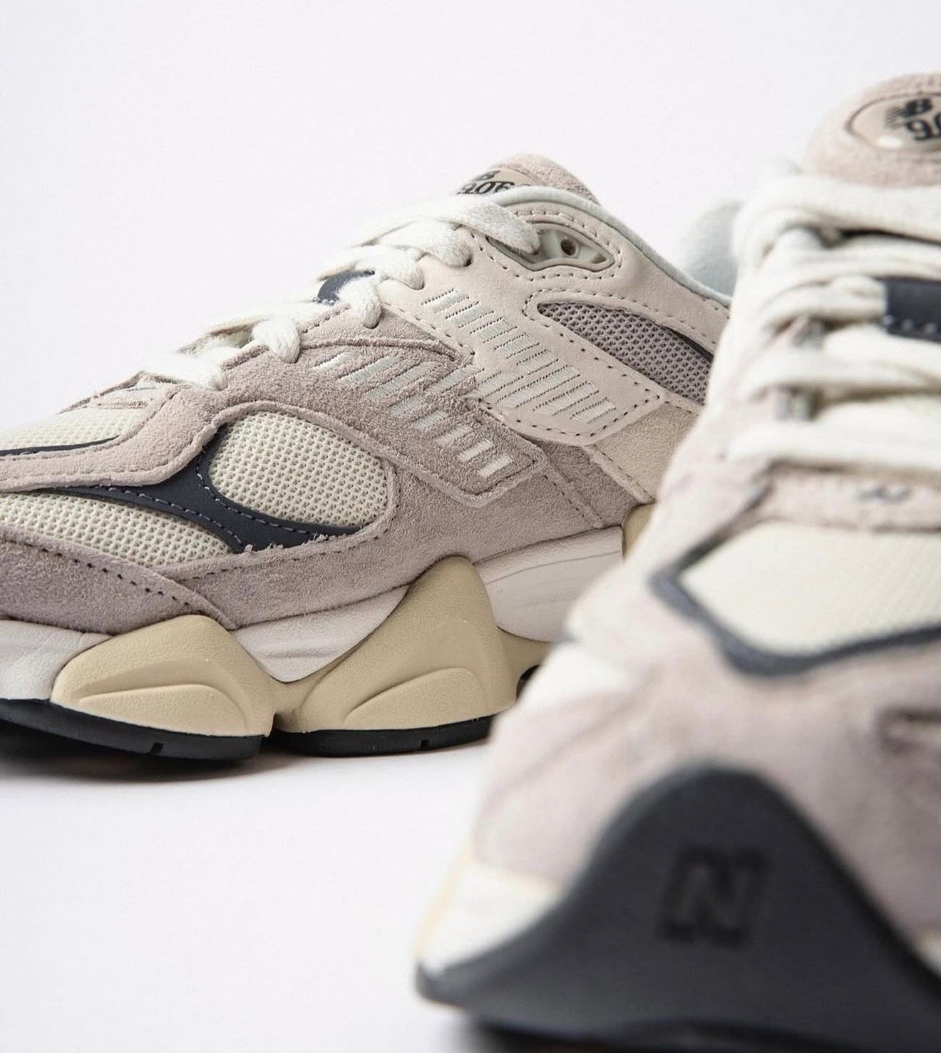 NB Balance 9060 Moonrock linen