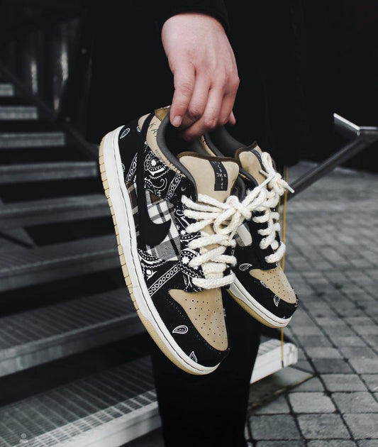 Sb Dunk Low Travis Scott