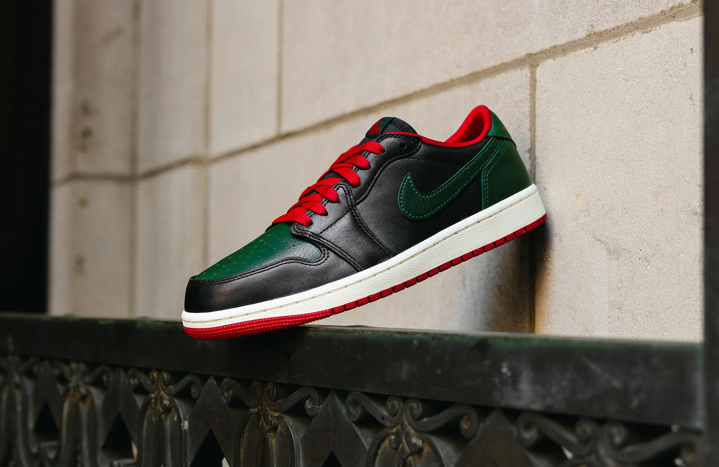 Air Jordan 1 Low Gorge Green