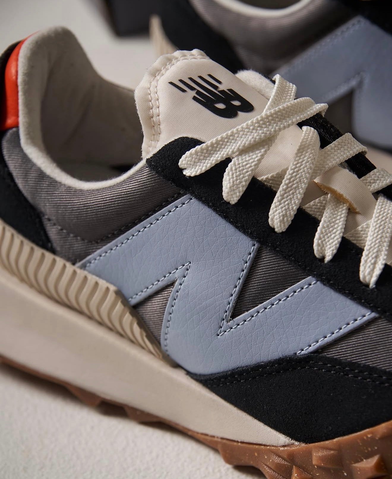 NB Balance XC-72 Black Light Arctic Grey