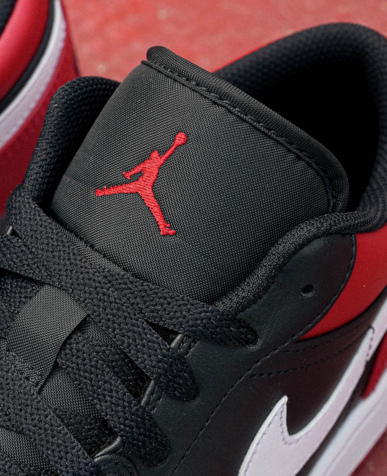 Air Jordan 1 Low Alternate Bred Toe