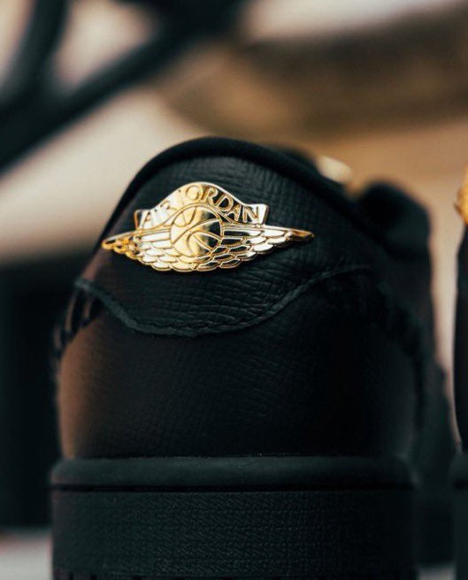 Air Jordan 1 Low Method of Make Black Metallic Gold