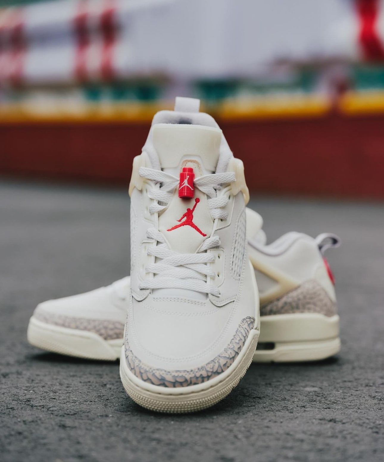 Air Jordan Spizike Low Sail University Red