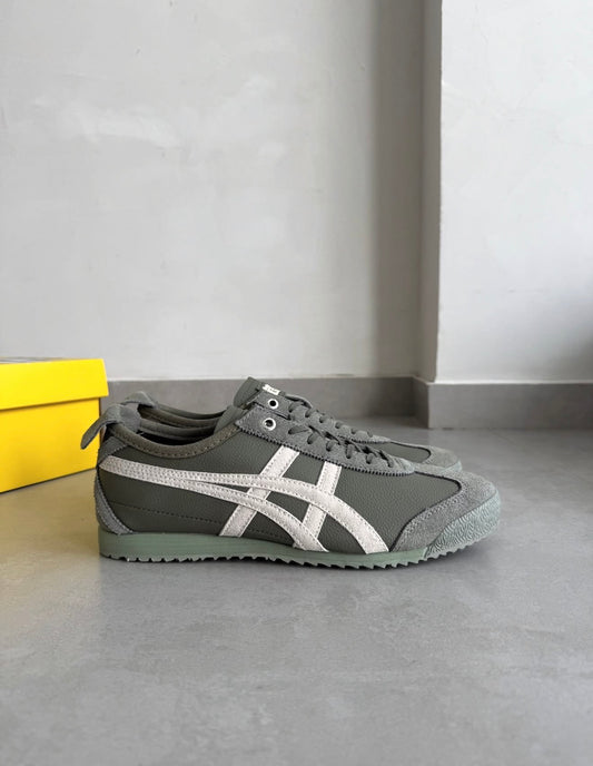 Mexico 66 SD Lace Up Vintage Mantle Green Ivory