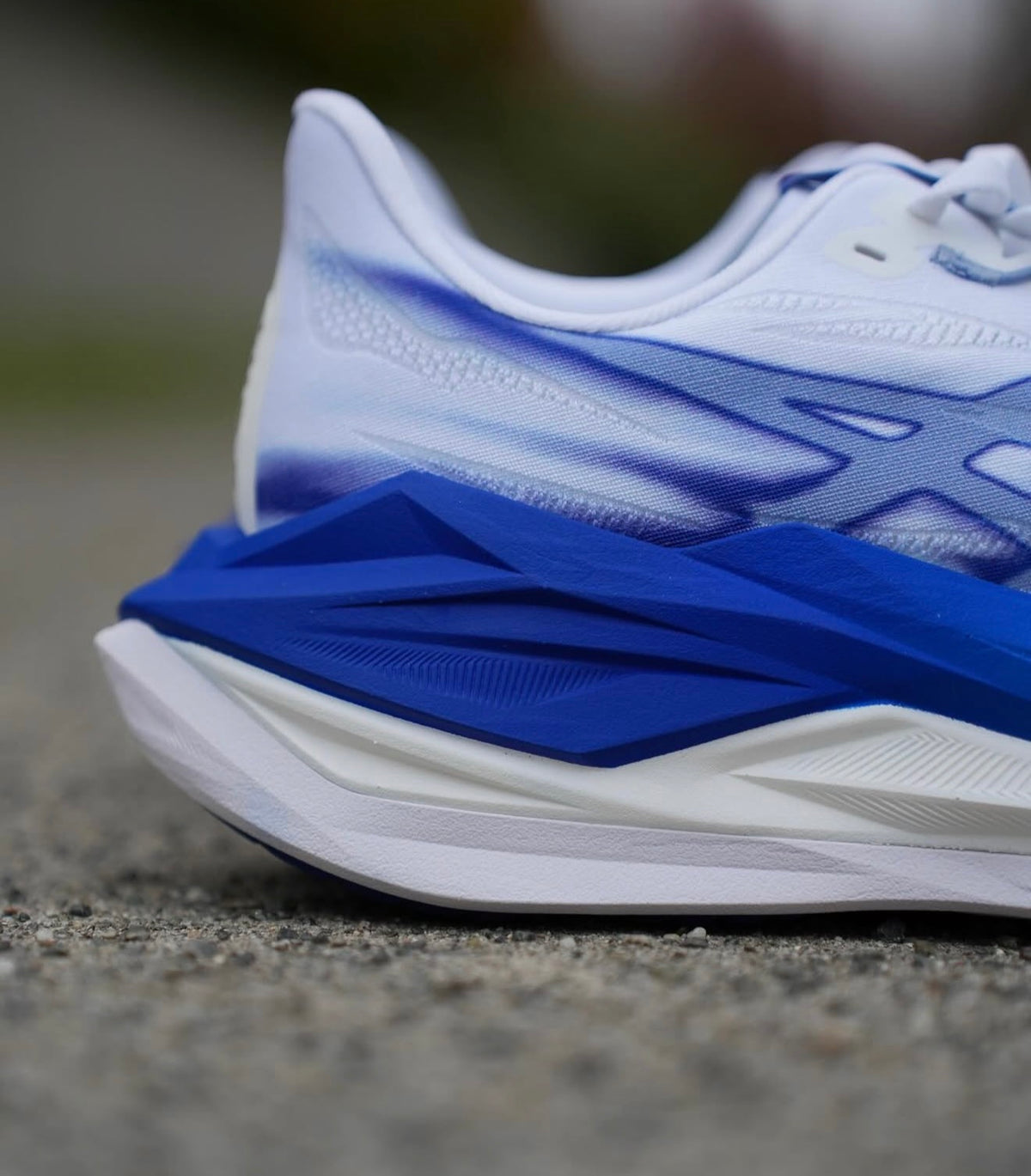 Superblast 3 White Blue