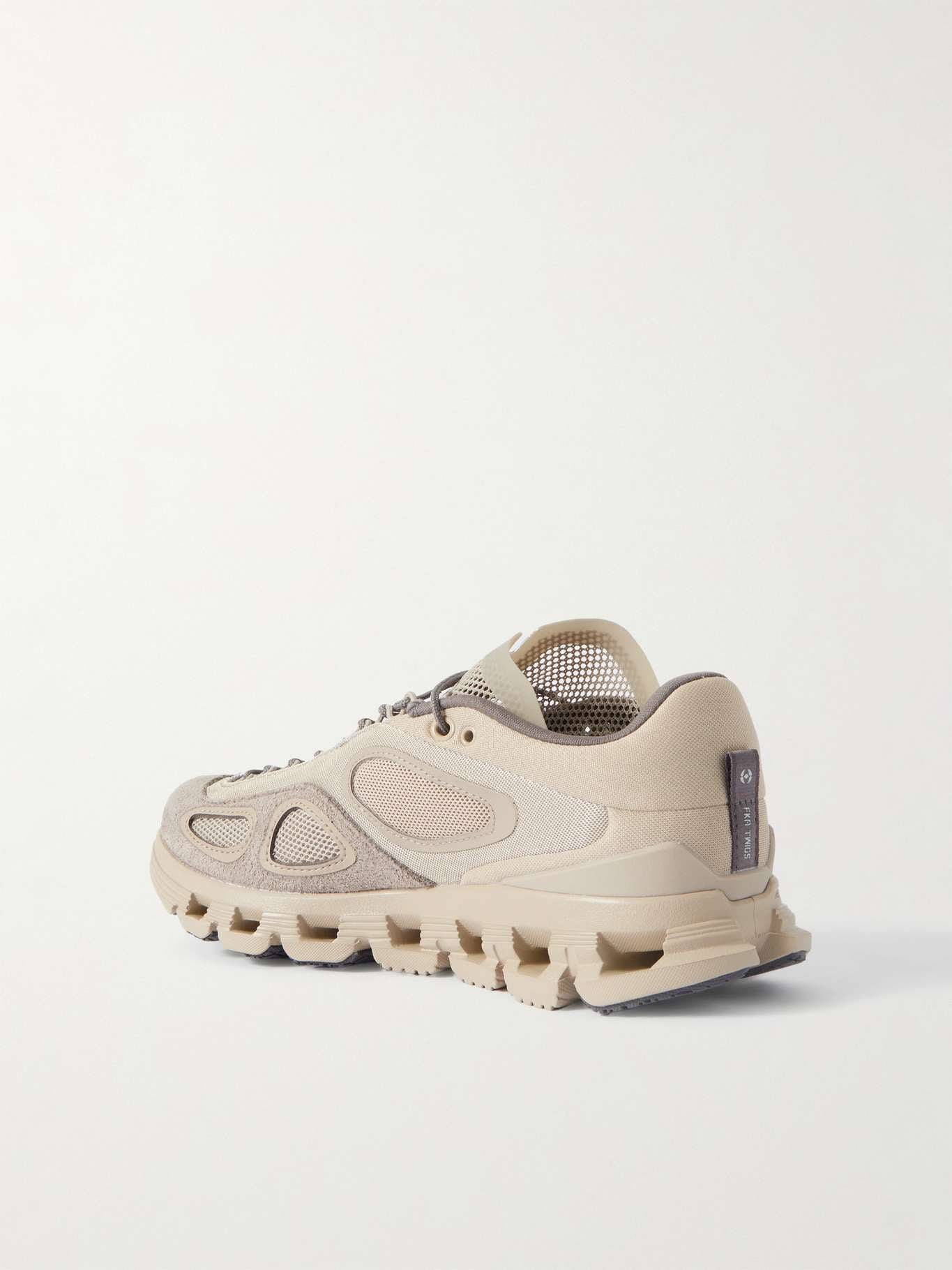 On Running Cloud X FKA Twigs Desert