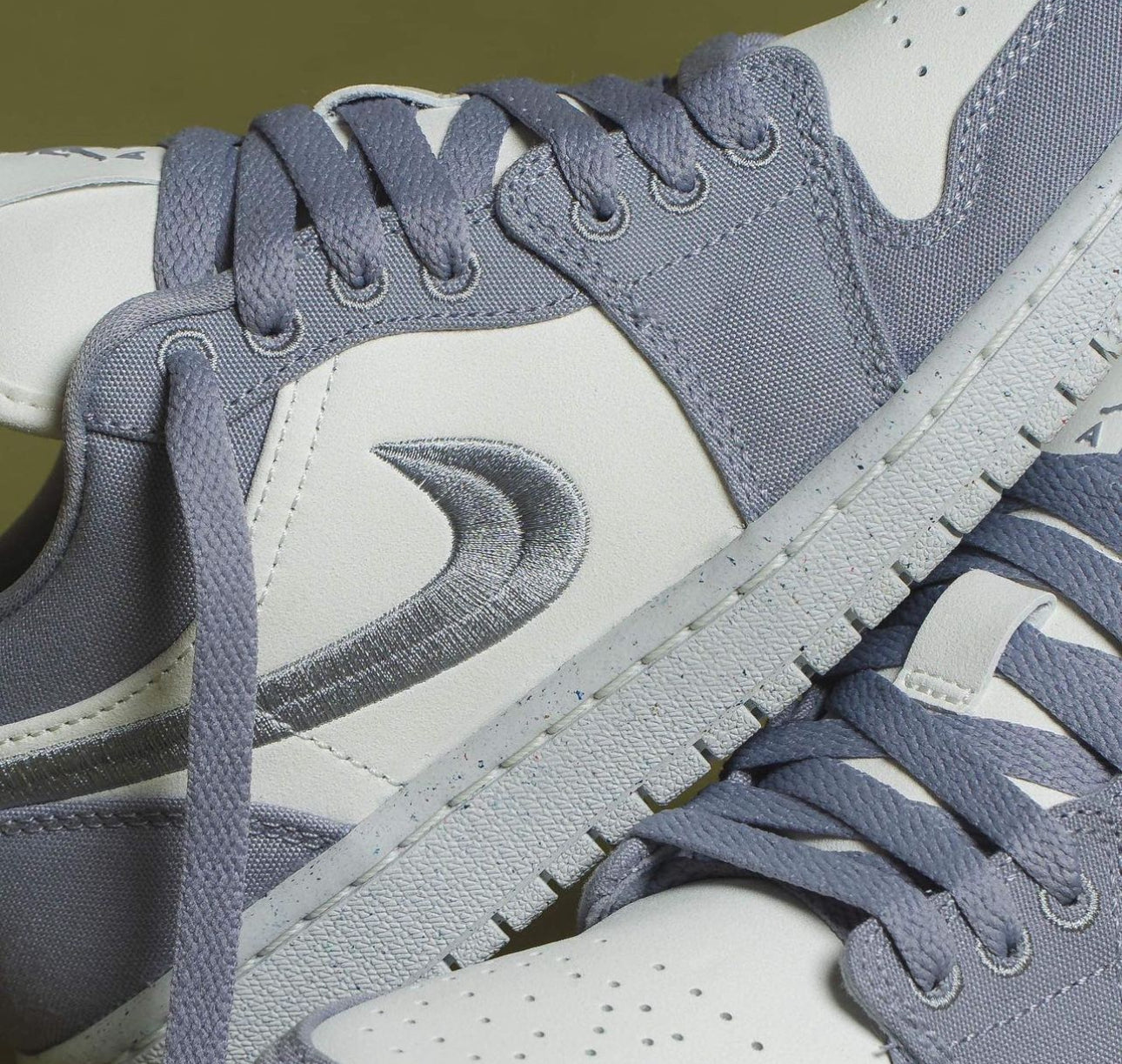 Air Jordan 1 Low “ Light Steel Grey “