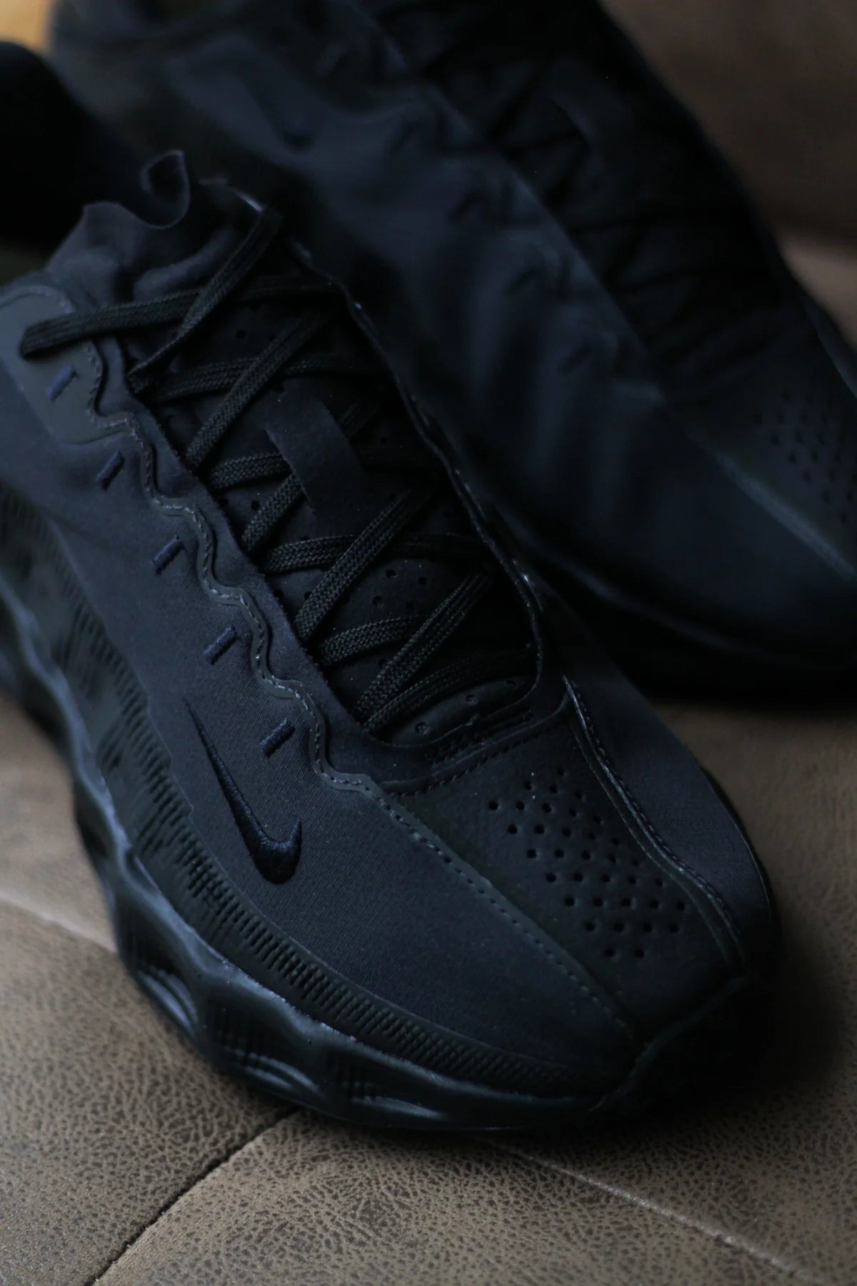 Ava Rover Triple Black