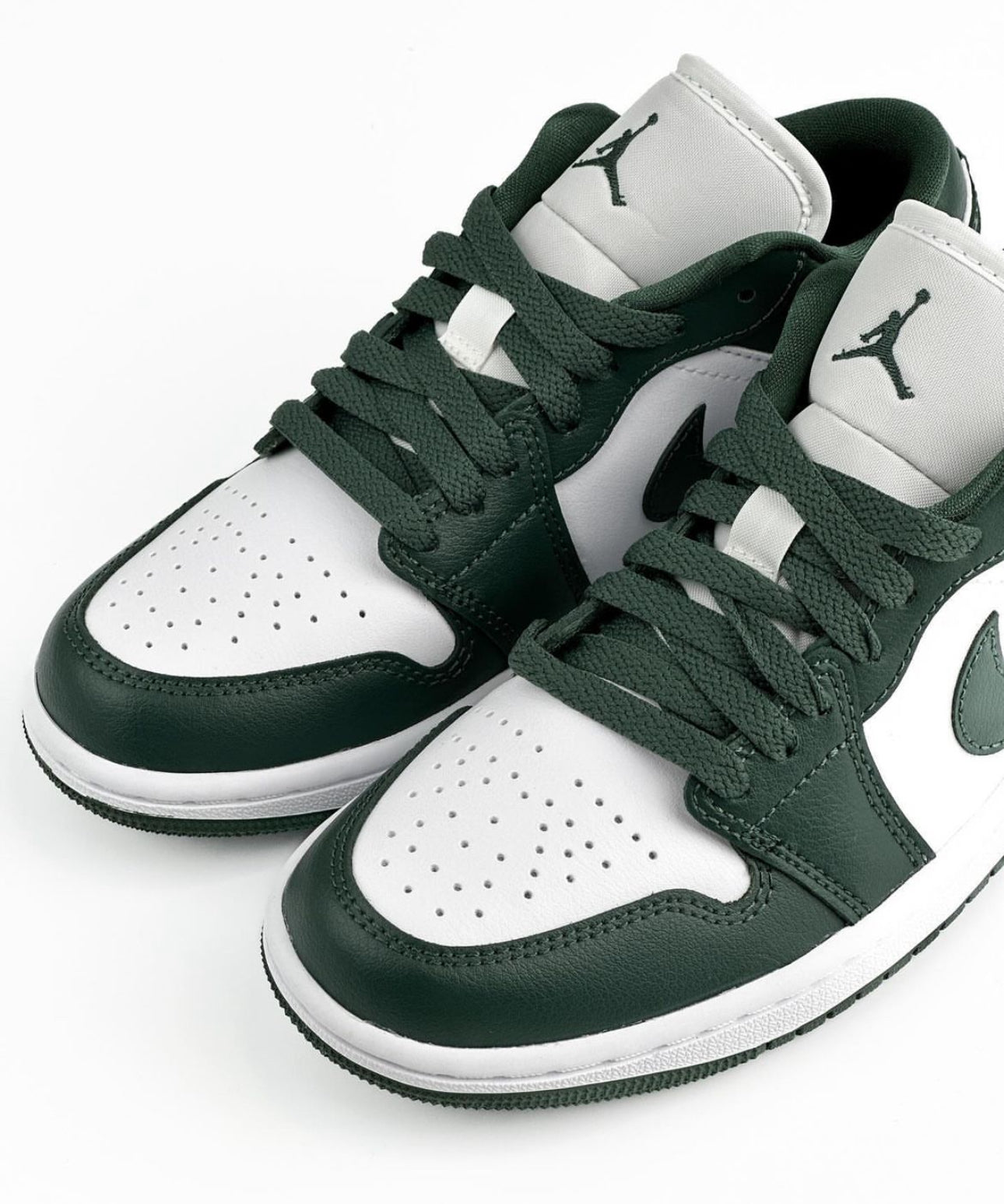 Air Jordan 1 Low Galactic Jade