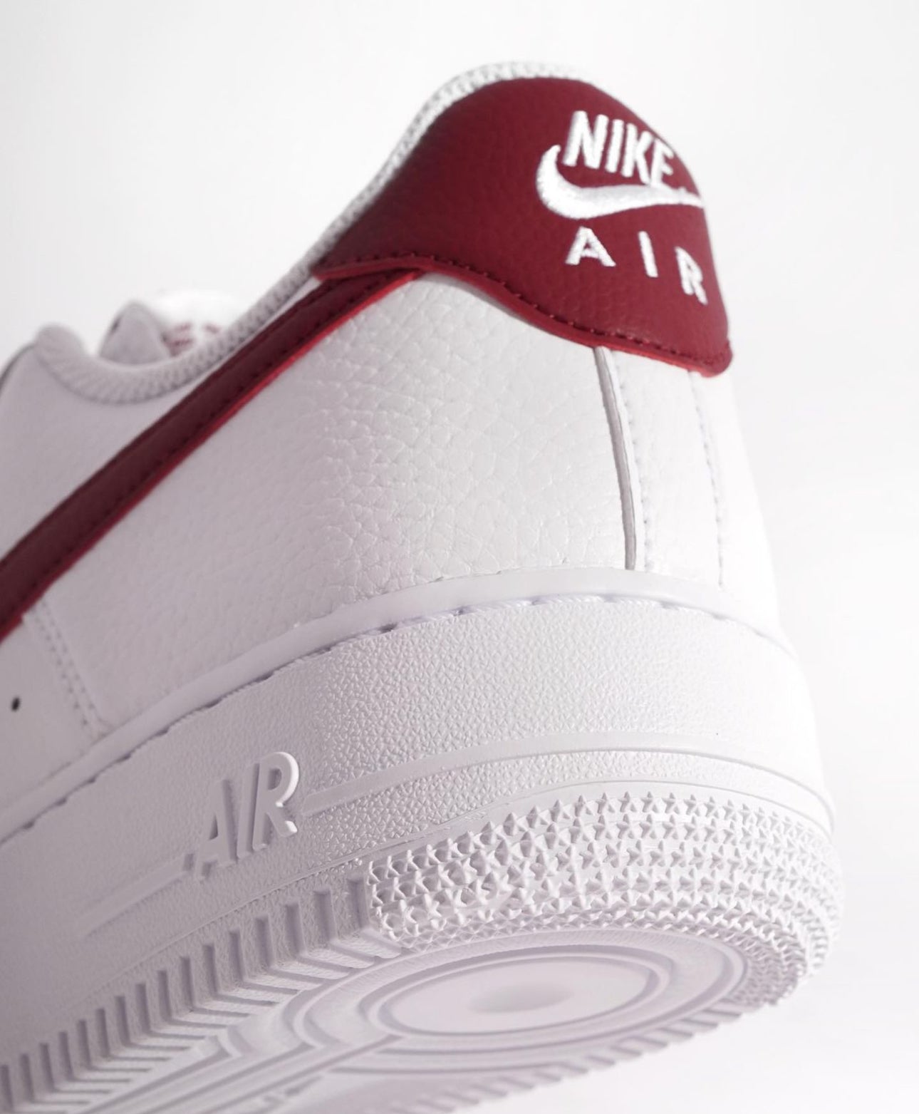 Airforce 1 07 Low “ White Team Red “