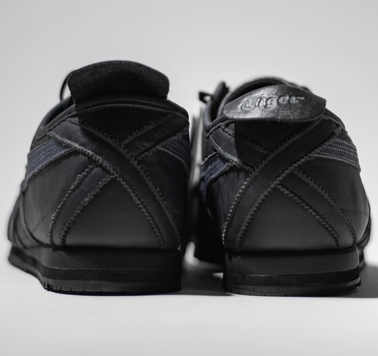 Mexico 66 SD Lace Up Black Grey