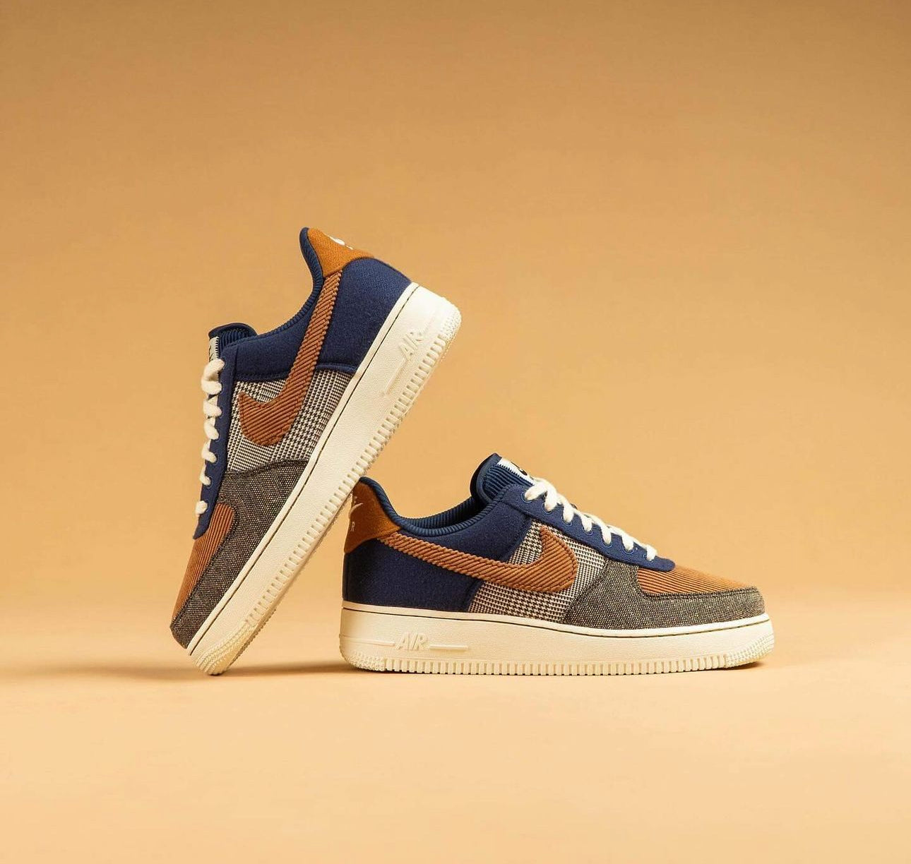 Airforce 1 Low PRM Tweed Midnight Navy Corduroy