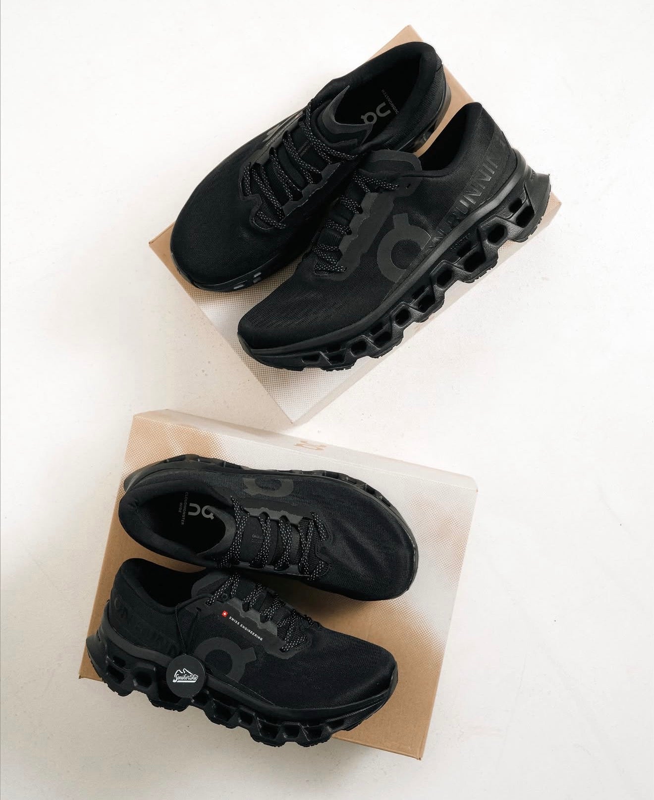 On Running Cloudmonster 3 Black