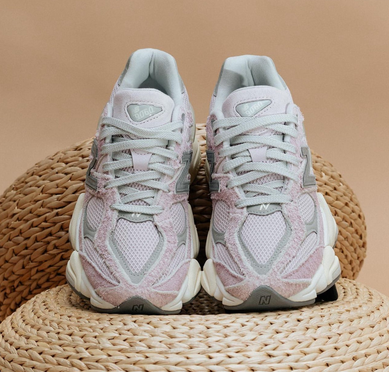 New Balance 9060 “ December Sky “