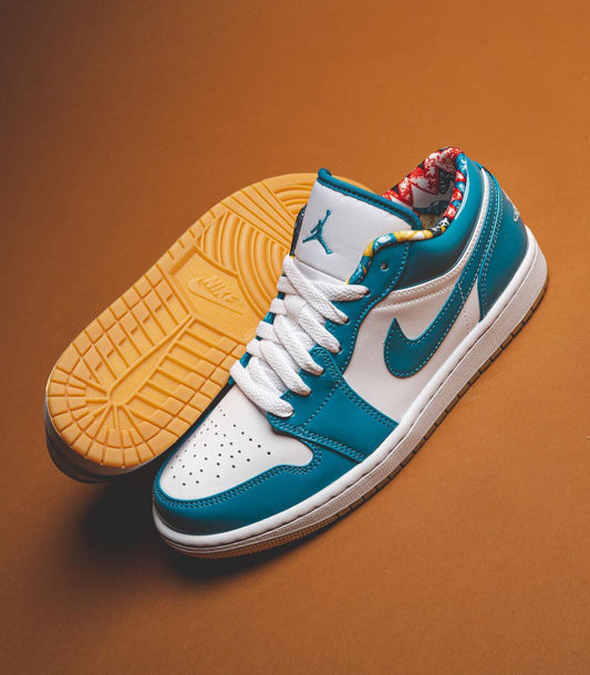 Air Jordan 1 Low “ Barcelona Cyber Teal “