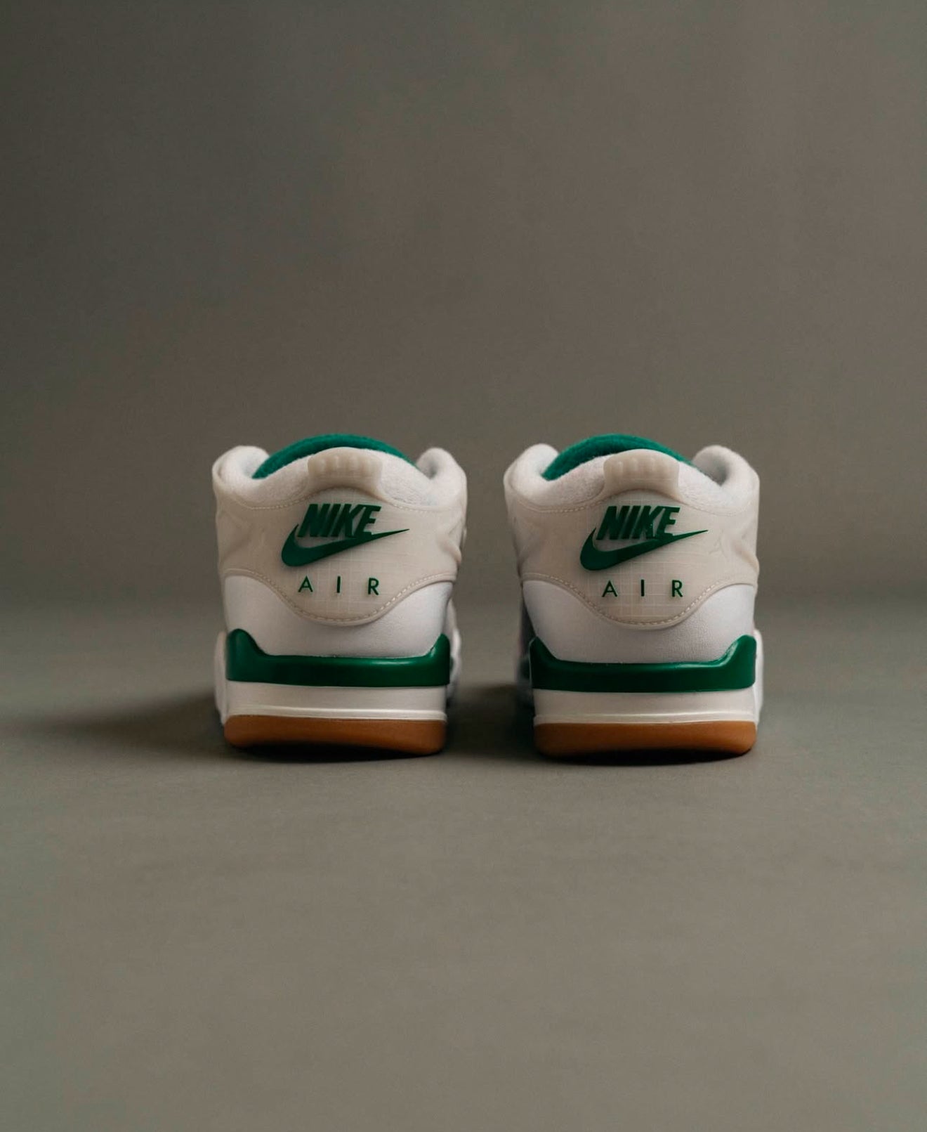 Air Jordan 4 RM Pine Green