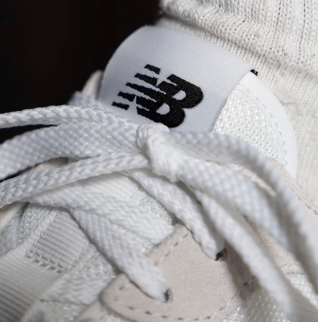 NB Balance 327 White Black