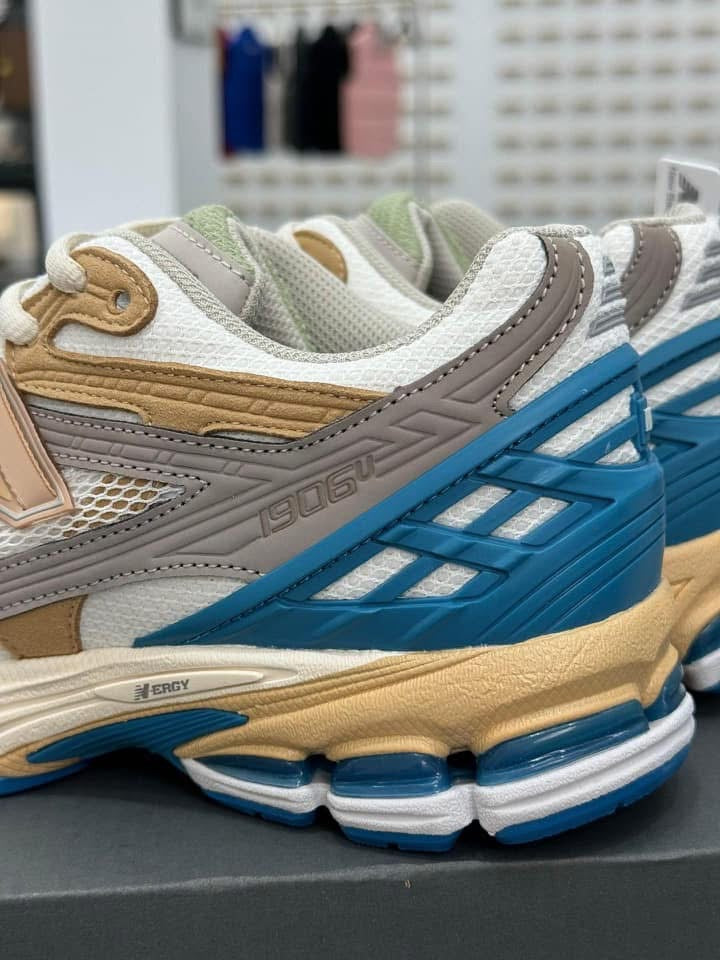 NB Balance 1906U Concepts Hours and Days