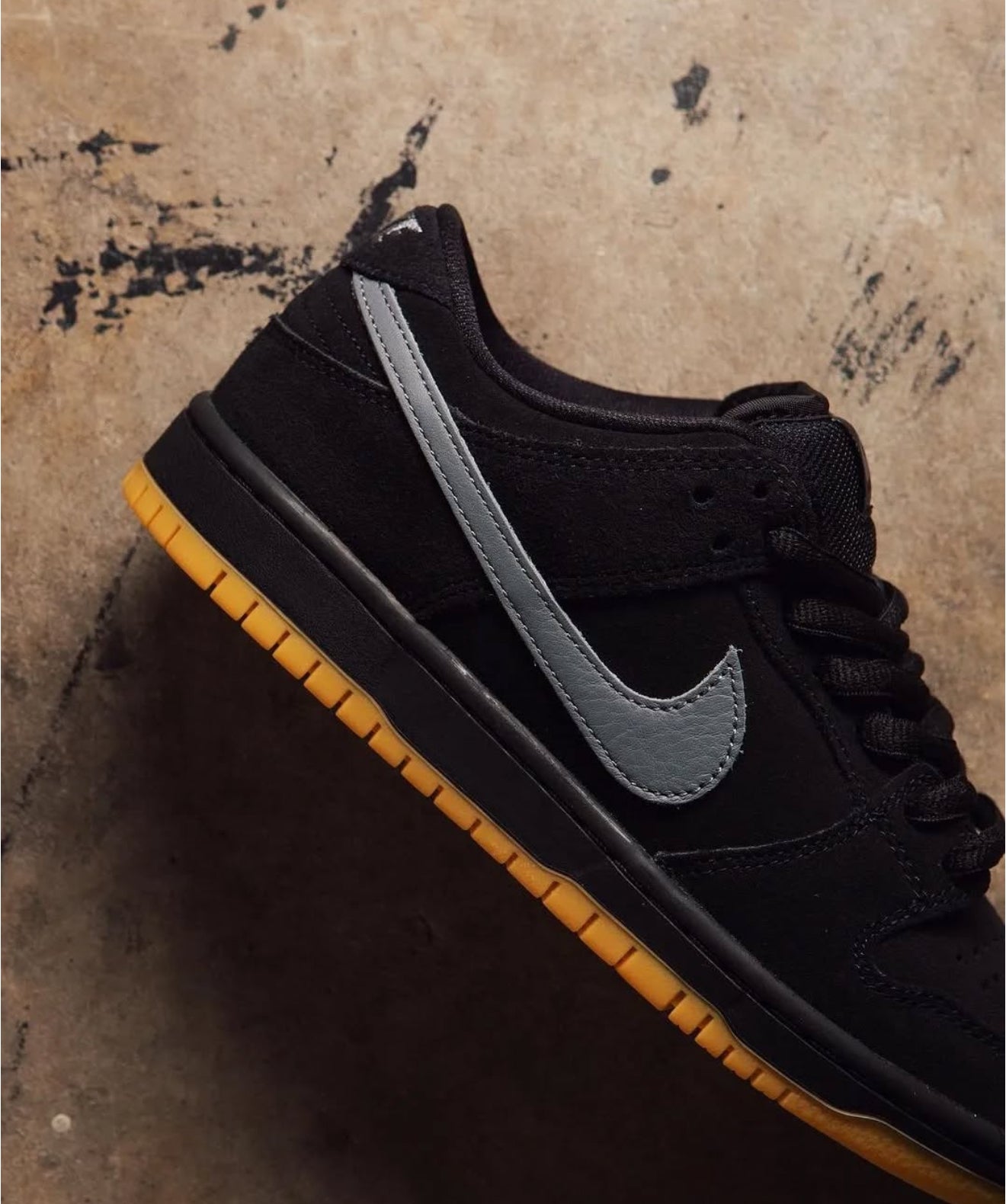 SB Dunk Low Fog