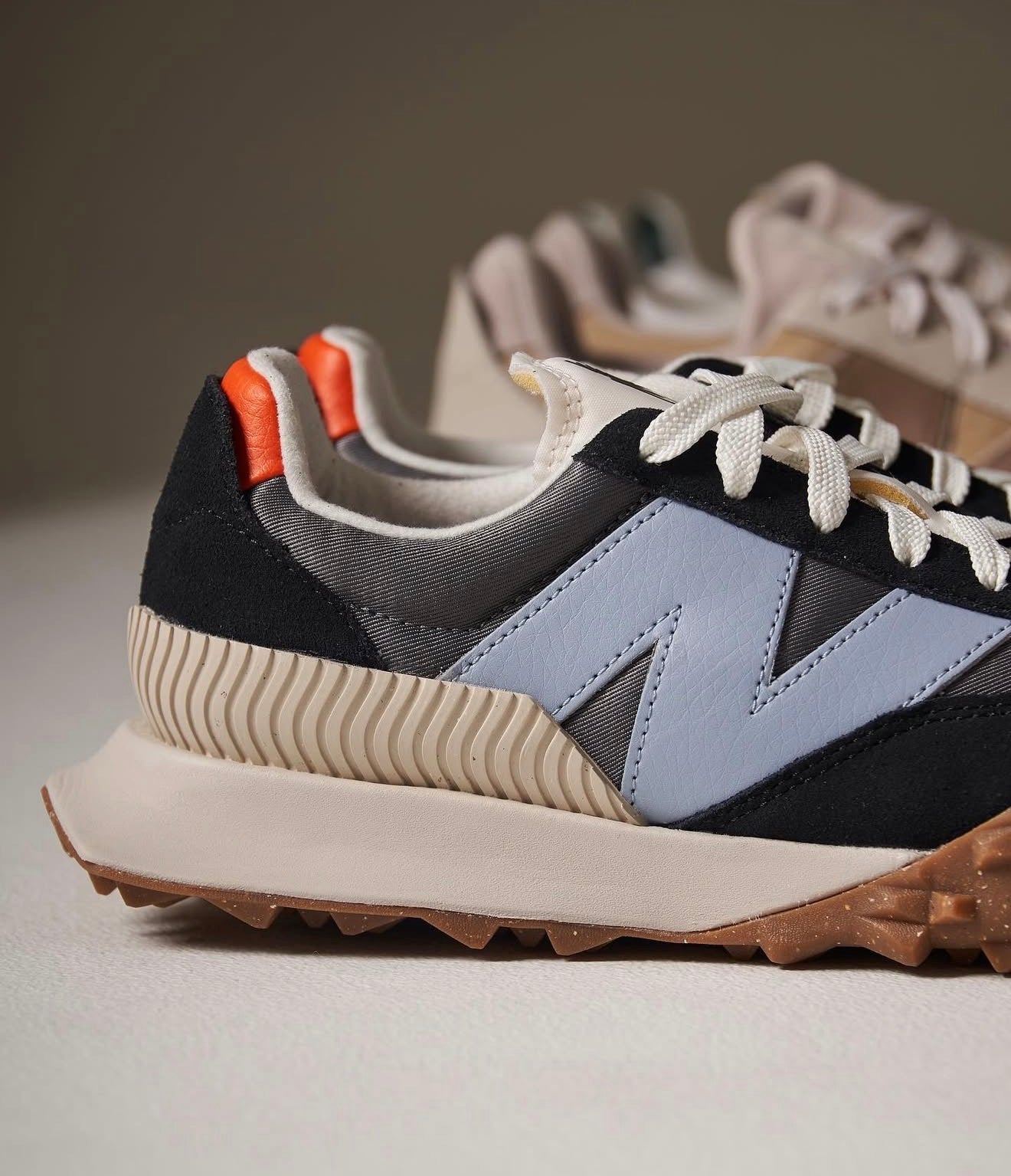 NB Balance XC-72 Black Light Arctic Grey