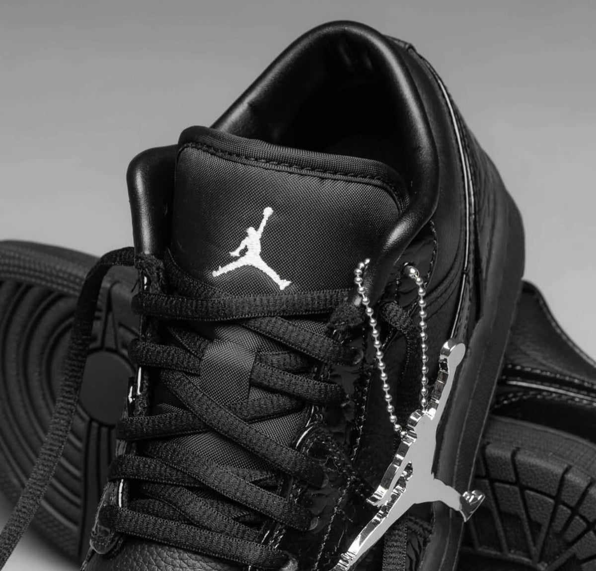 Air Jordan 1 Low Patent Elephant Black