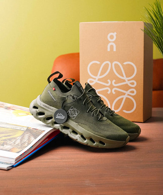 Loewe x OnCloudTilt Khaki Green