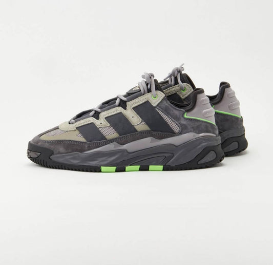 Niteball Trainers “ Grey / Green “