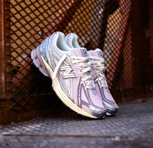WMNs NB Balance 1906R Rose Sugar Silver