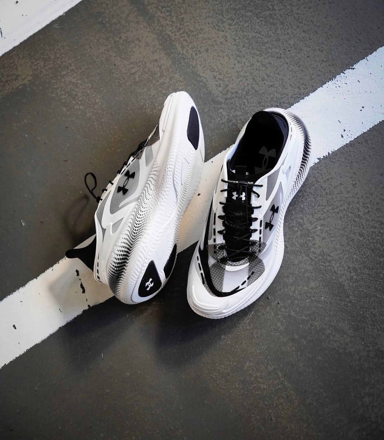 Under Armour ECHO White Black