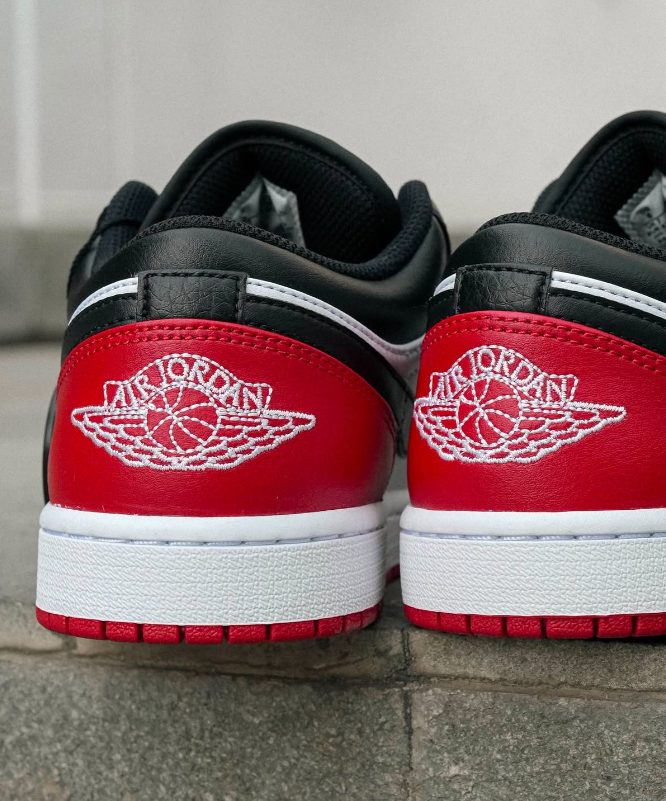 Air Jordan 1 Low Bred Toe 2.0 2023