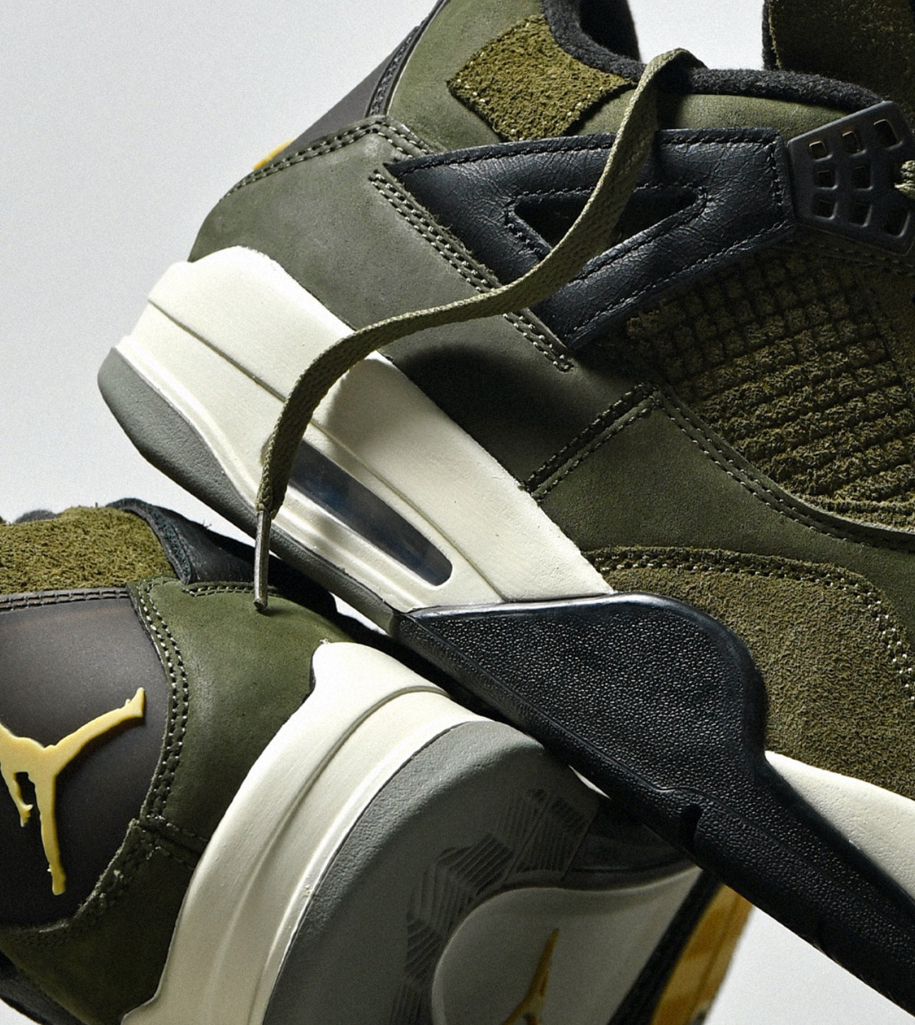 Air Jordan 4 SE Craft “ Medium Olive “