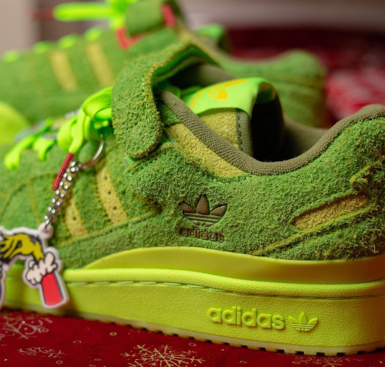 Forum Low “ The Grinch Shoe “