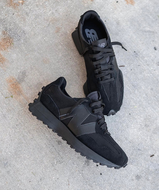 NB Balance 327 Triple Black