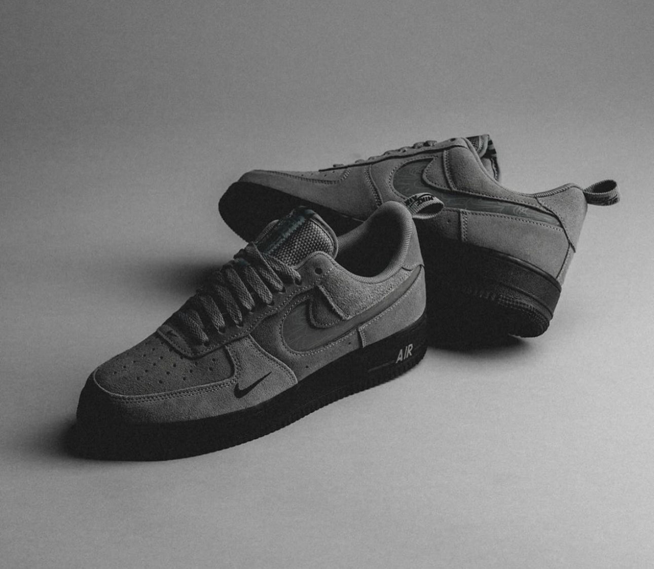 Airforce 1 Low '07 LV8 Reflective Swoosh Cool Grey