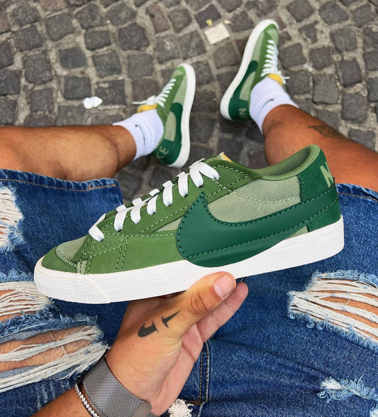 Blazer Low Jumbo “ Gorge Green “