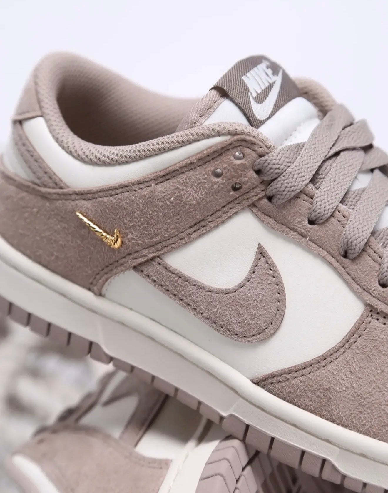 Dunk Low Malt Gold Mini Swoosh