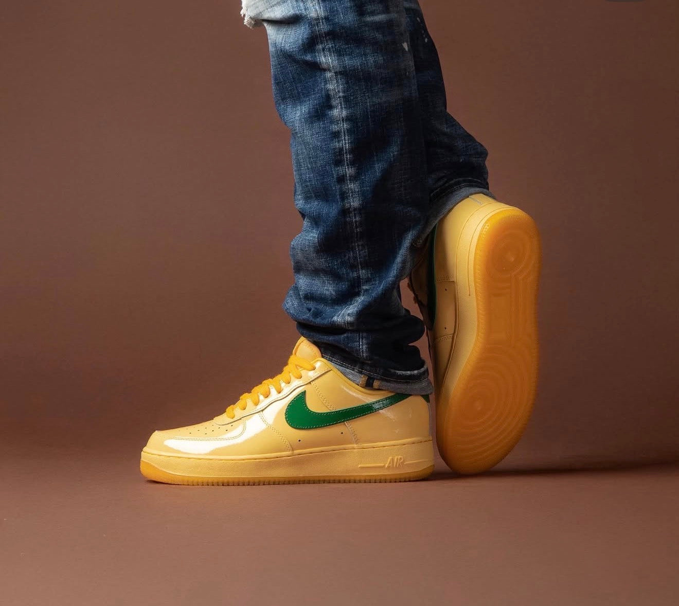 Airforce 1 Low Patent Leather Topaz Gold Pine Green