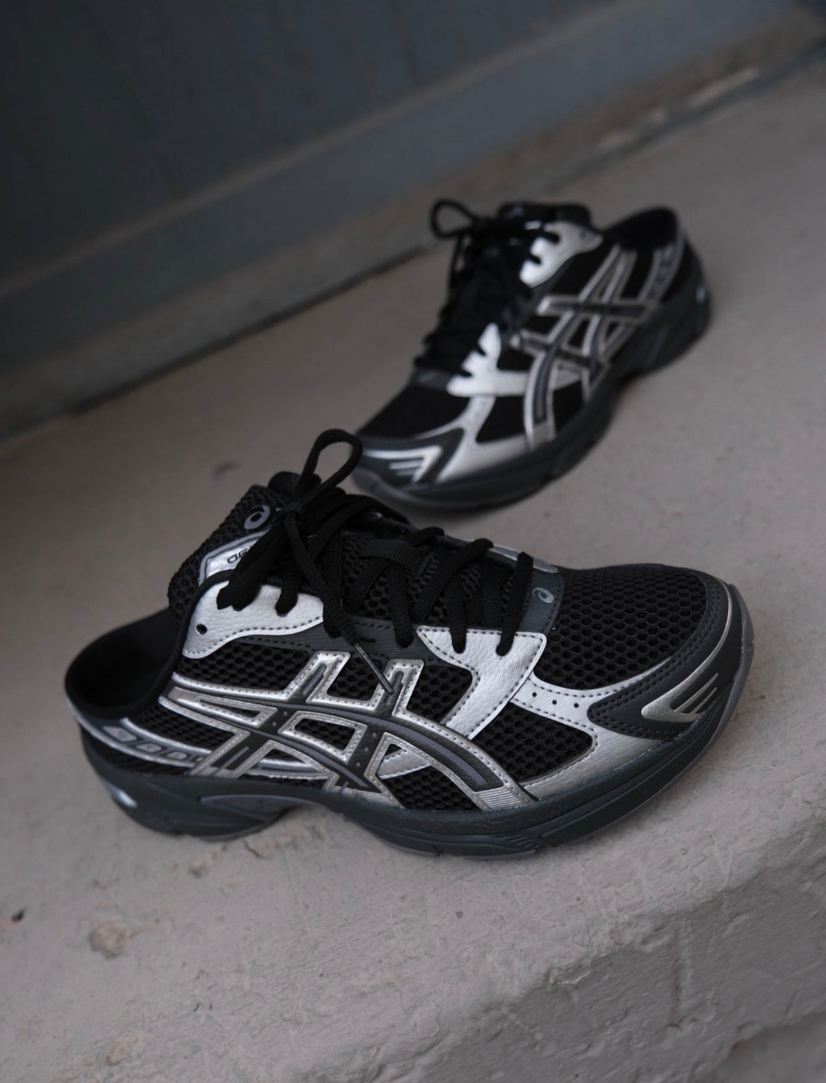 Gel-1130 Mule Black Graphite Grey