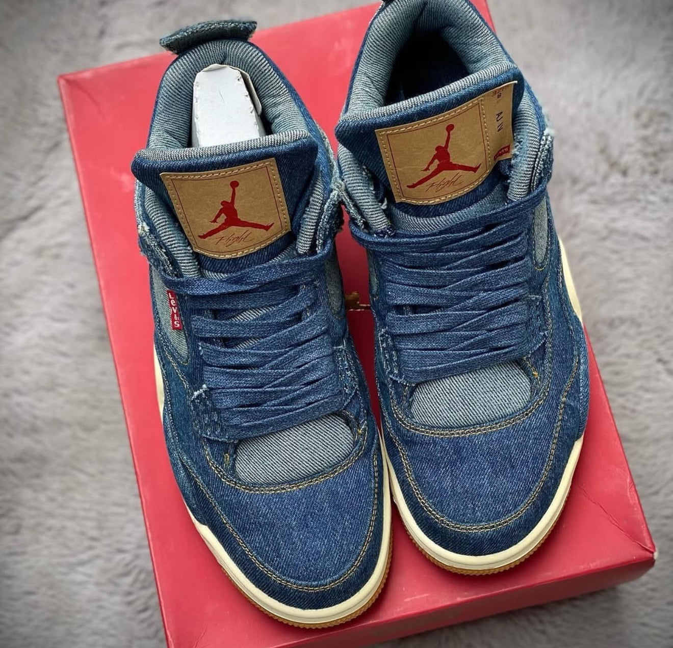 Levis x Air Jordan 4 Retro “ Blue Denim”