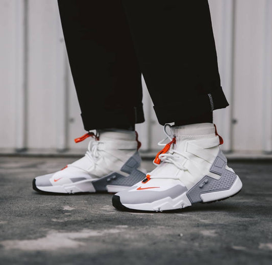 Air Huarache Gripp Sail Team Orange