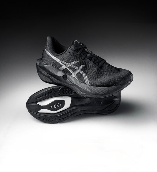 Novablast 6 Black