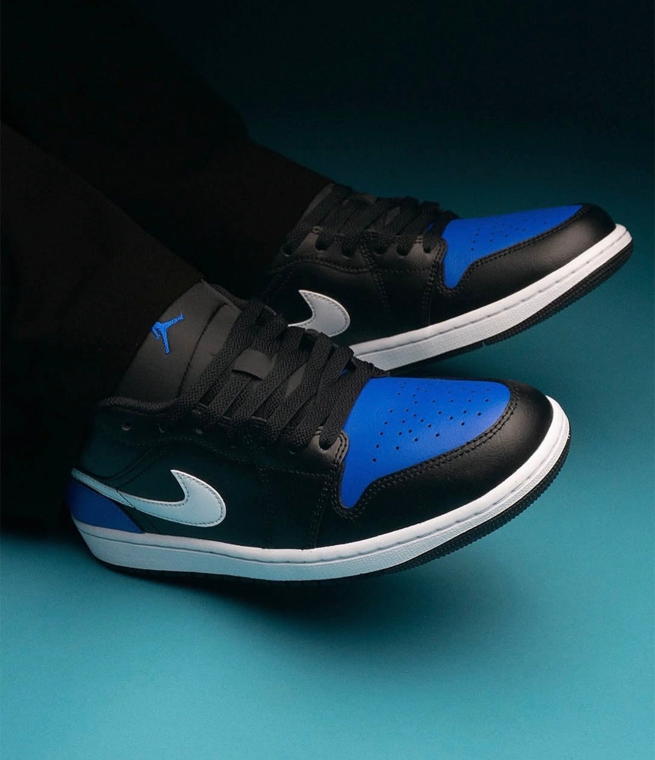 Air Jordan 1 Low Black Royal Toe