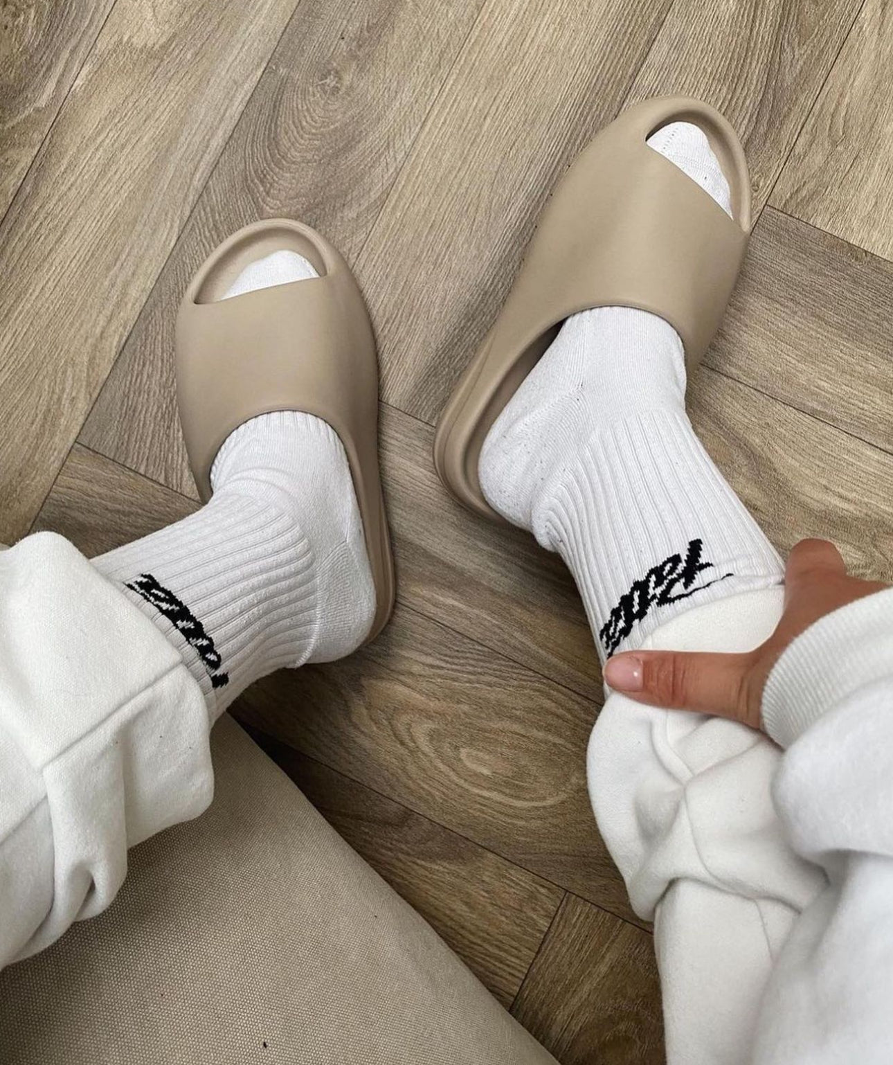 Yeezy Slides - Pure