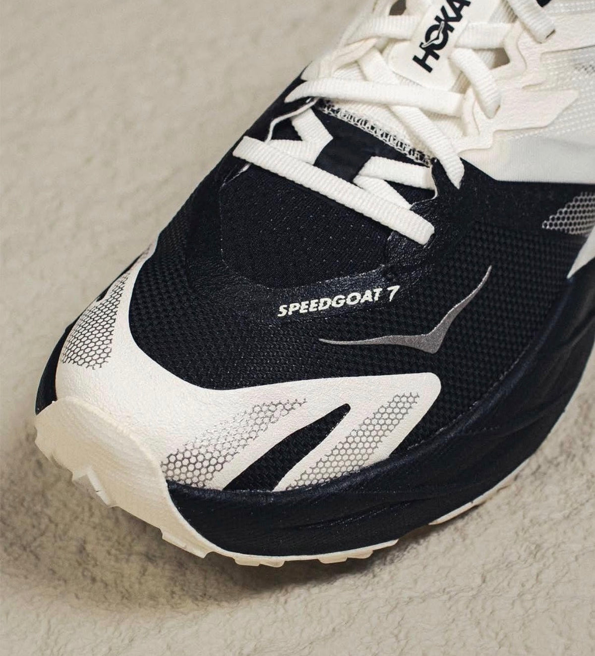 Hoka One One Speedgoat 7 Black White