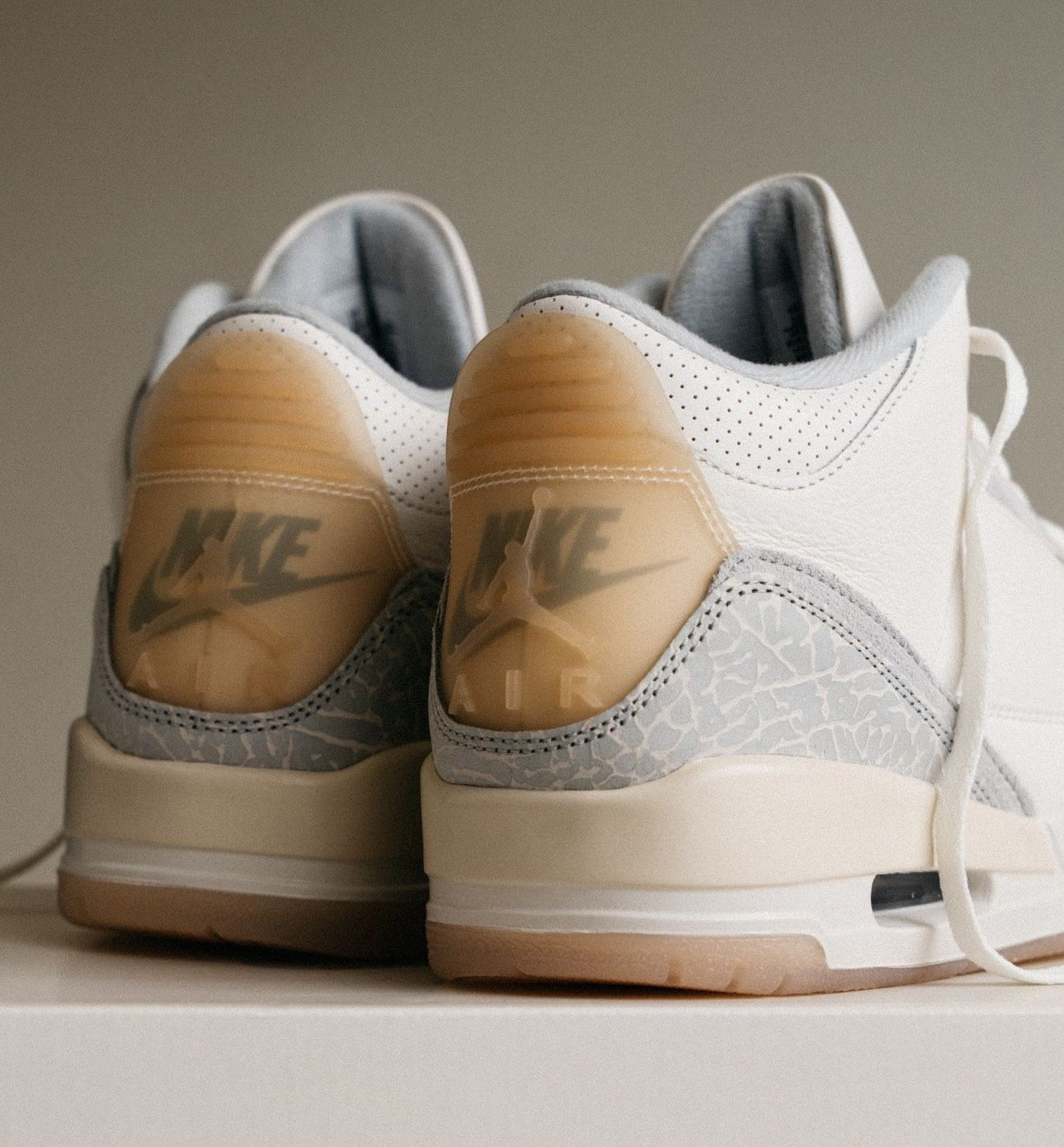 Air Jordan 3 “ Craft Ivory ”