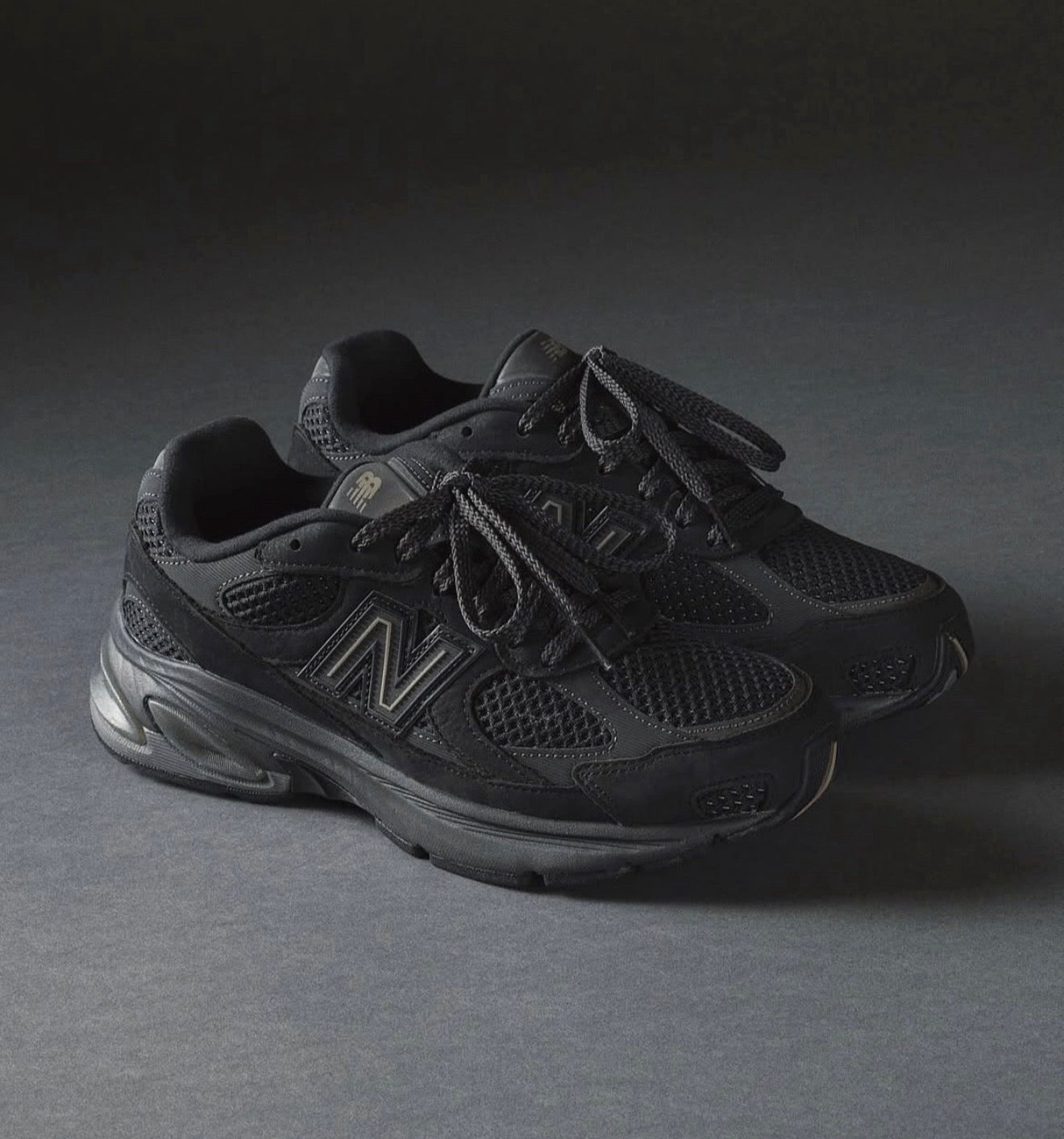 NB Balance 2010 Black