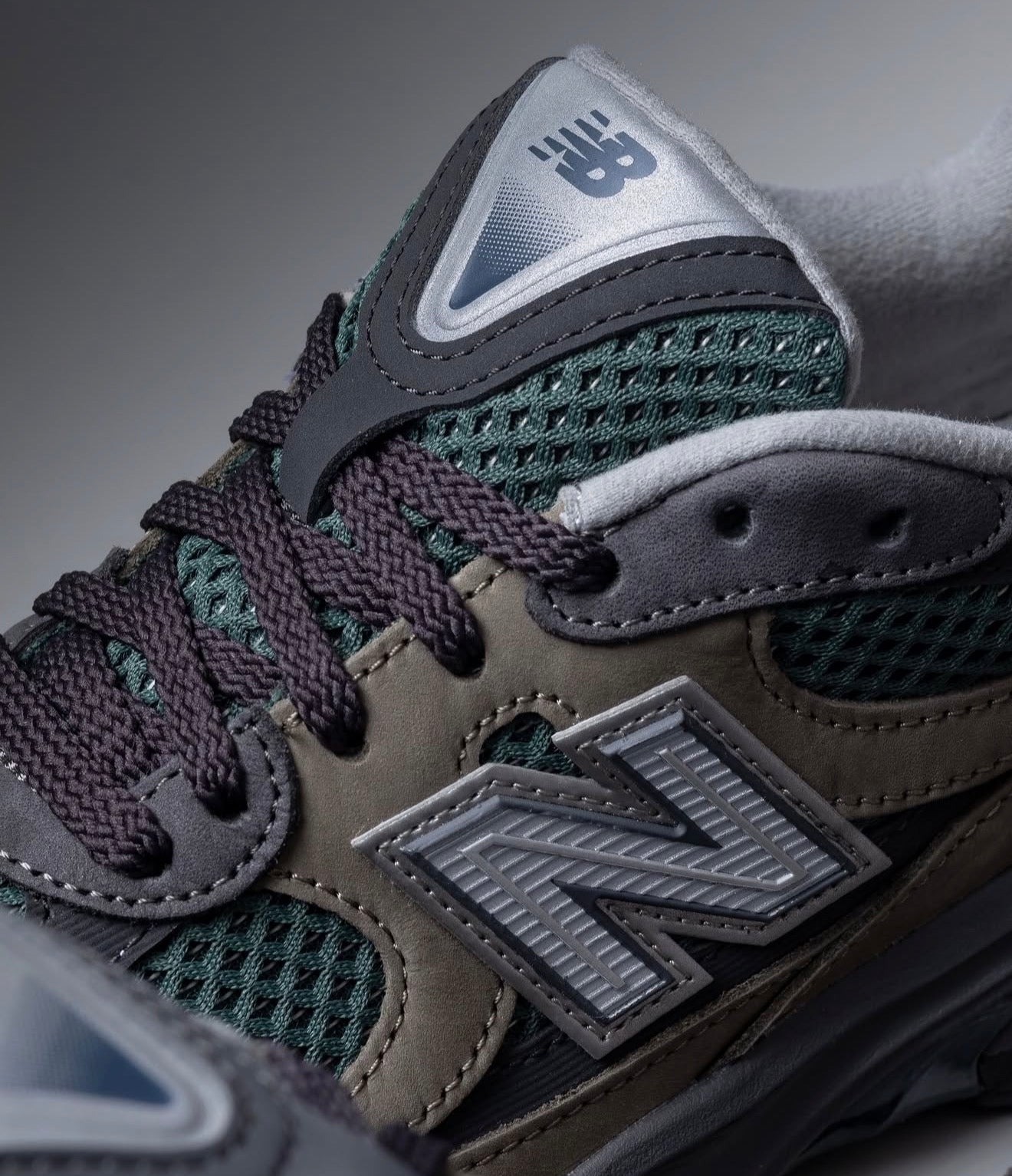NB Balance 2010 Dockside Indigo